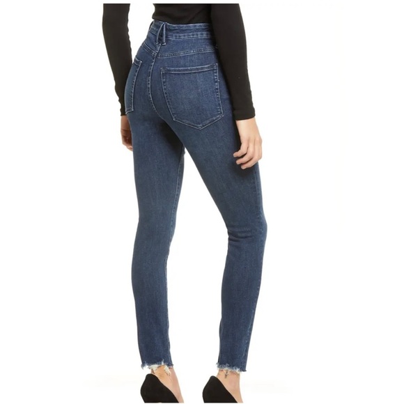 Good American Dark Wash High Rise Frayed Hem Ankle Skinny Jeans 31 15 Women’s - Picture 15 of 15